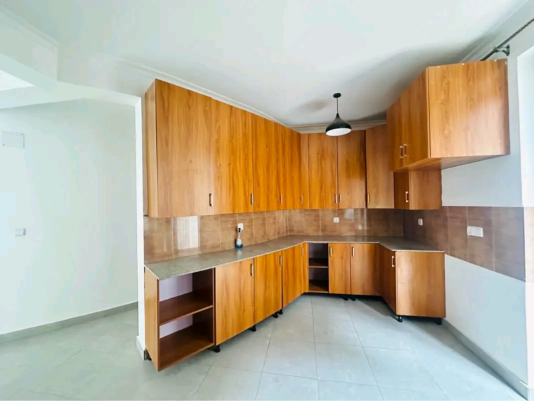 Un furnished house for rent in kibagababaga