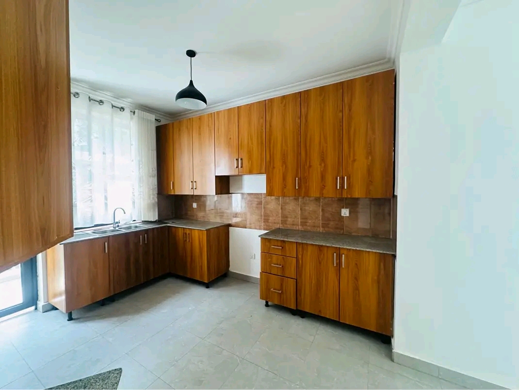 Un furnished house for rent in kibagababaga
